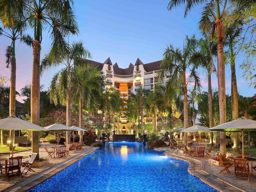 Grand Tropic Suites Hotel Surabaya 14544