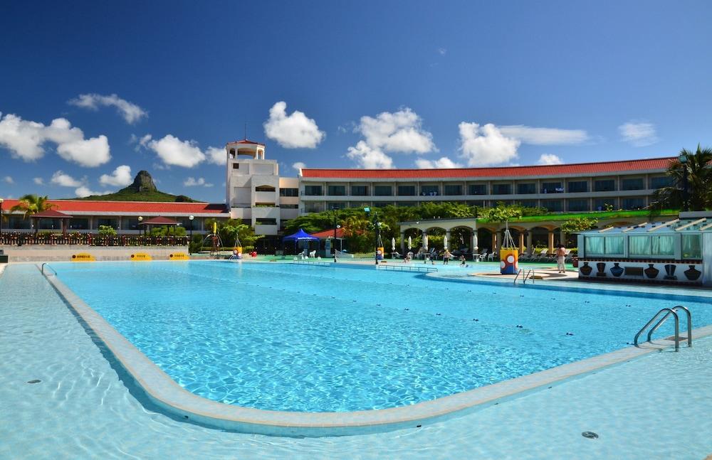 HOWARD BEACH RESORT KENTING — 1