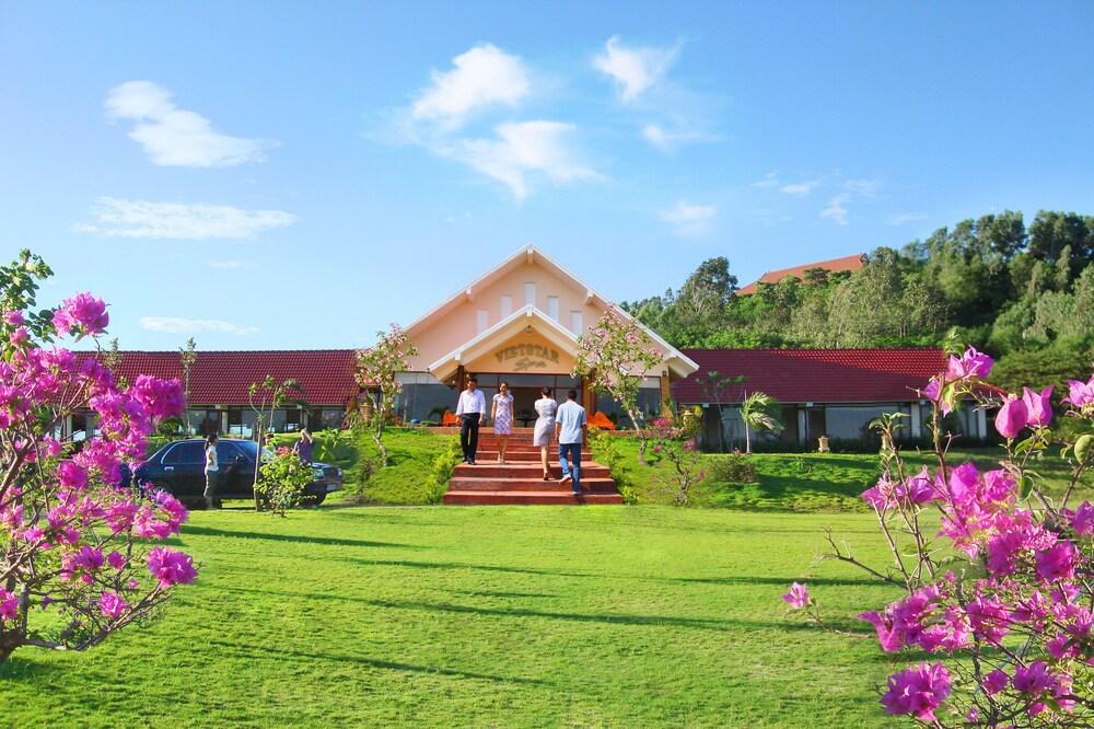 VIETSTAR RESORT AND SPA — 3