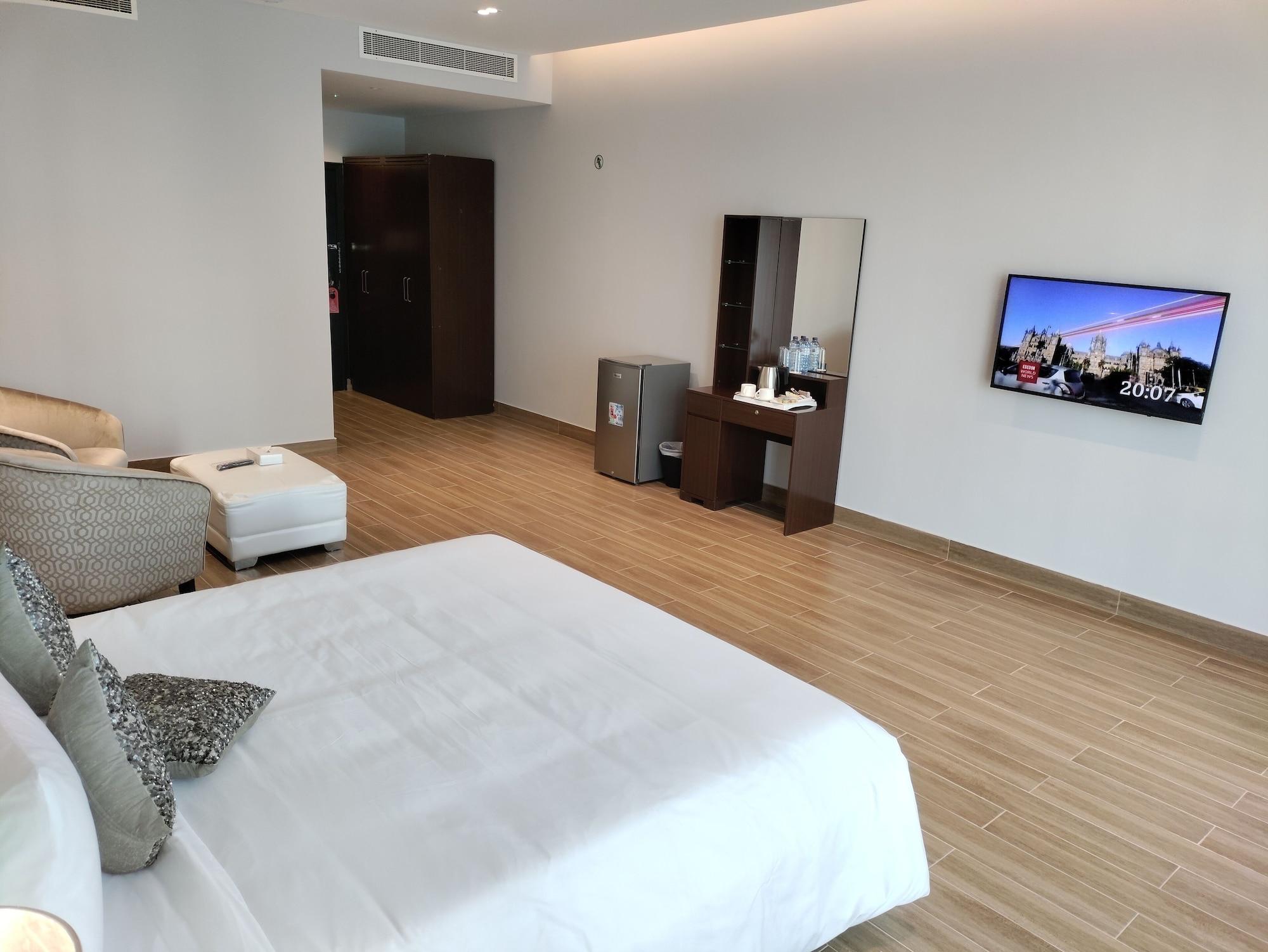 Al Manzil Hotel Bahrain — 10