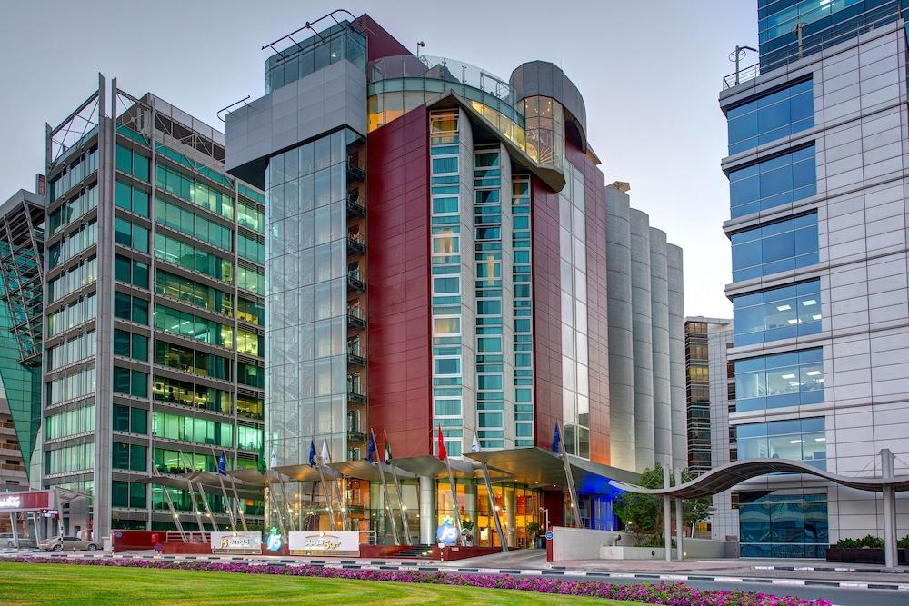 J5 Hotels Port Saeed Dubai — 4