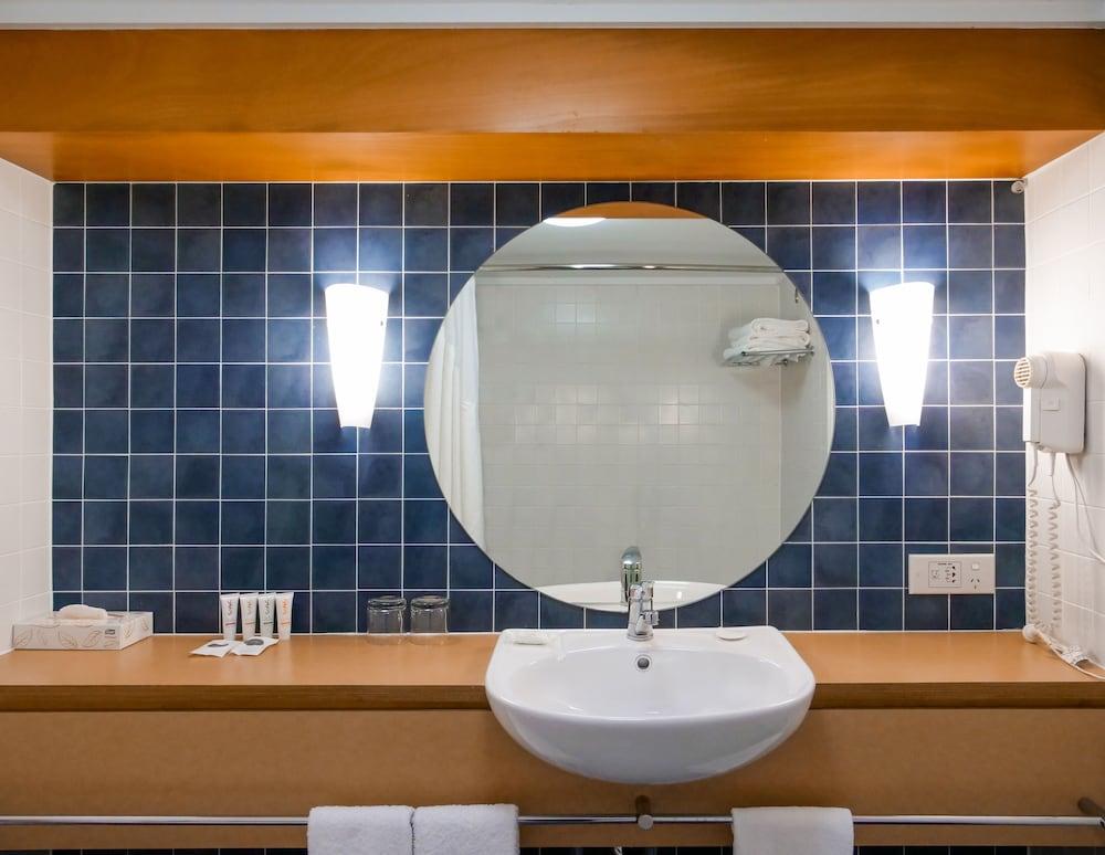 Cairns Harbourside Hotel — 8