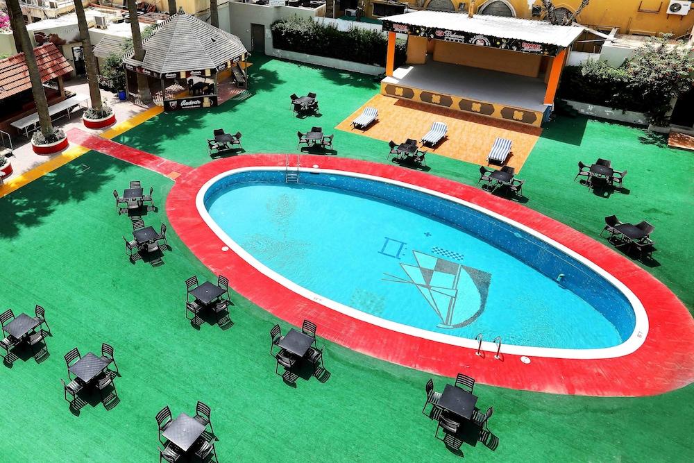 Delmon International Hotel 2494