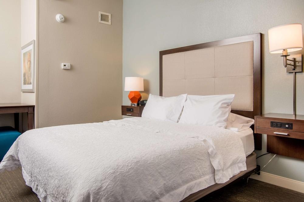 Hotel Joplin, MO — 7