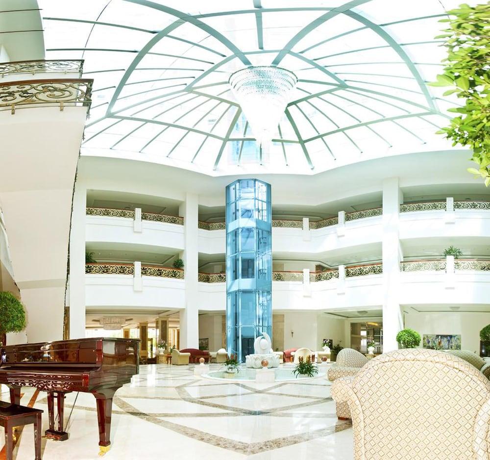 Tan Son Nhat Saigon Hotel — 8