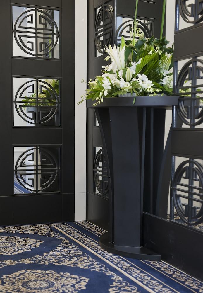 Classy Boutique Hotel — 8