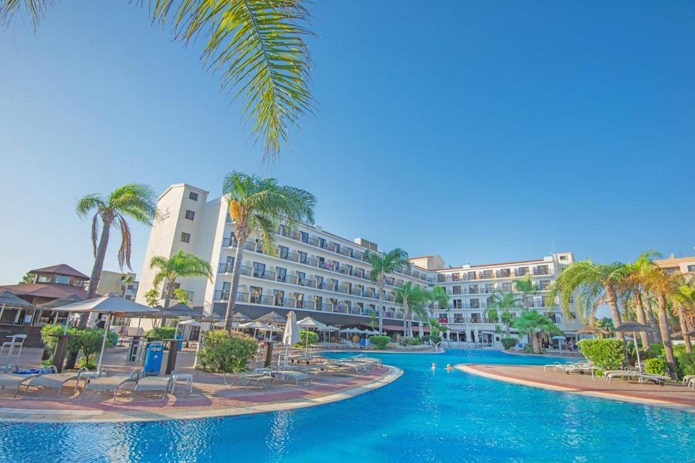 TSOKKOS GARDENS HOTEL — 4