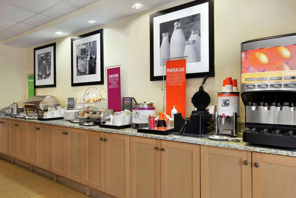 Hampton Inn Abilene — 4