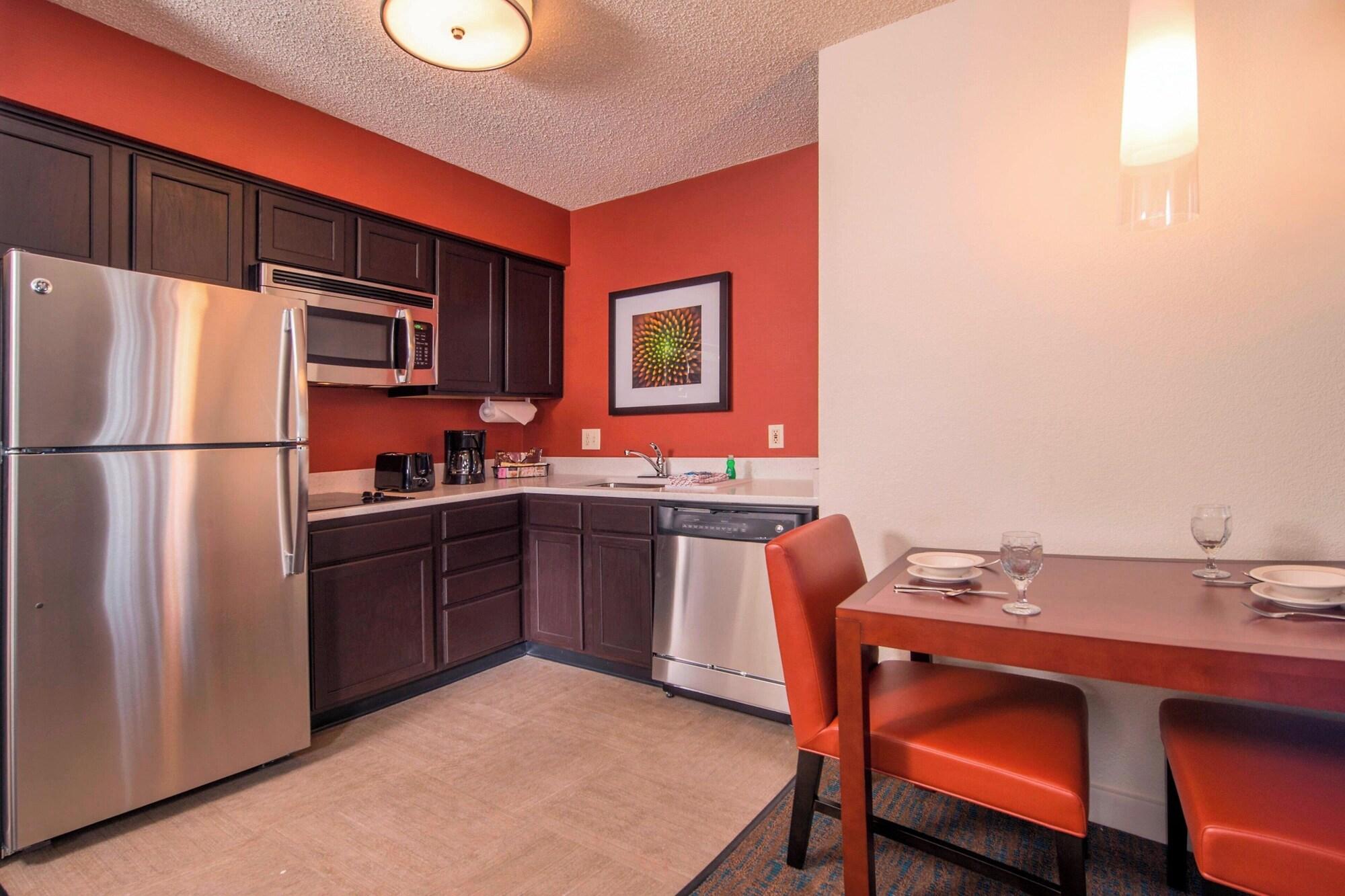 RESIDENCE INN FAIRFAX MERRIFIELD — 2