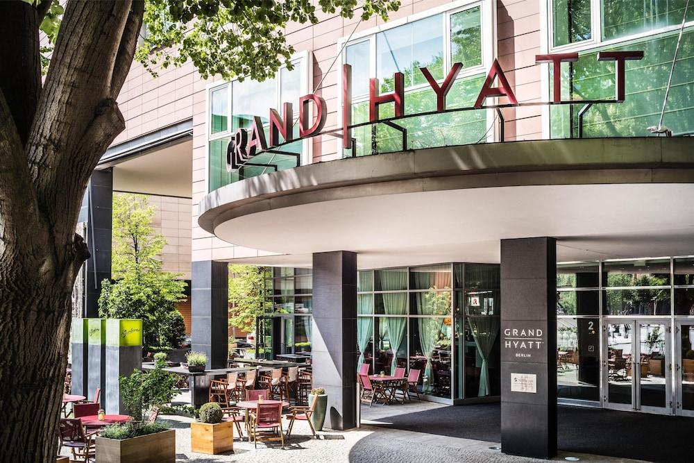 GRAND HYATT BERLIN — 3