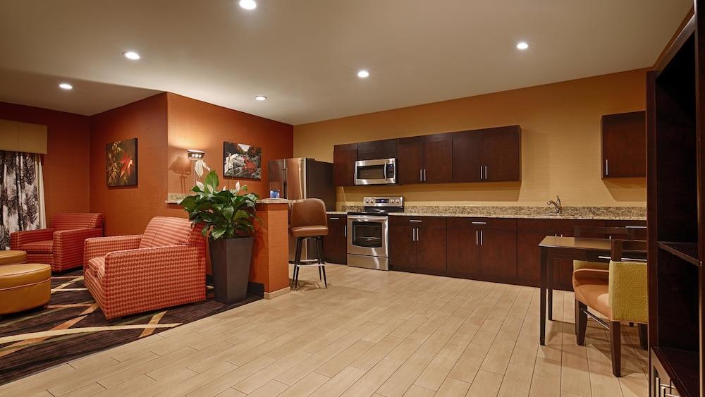 Best Western Plus Whitewater Inn — 5