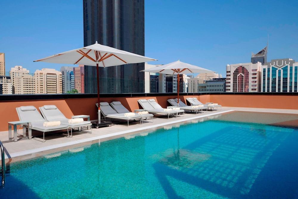 Courtyard by Marriott World Trade Center Abu Dhabi — 4