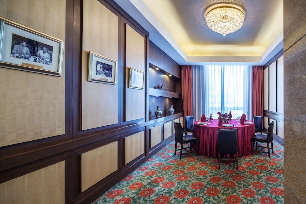 BEIJING HOTEL 3364 — 9