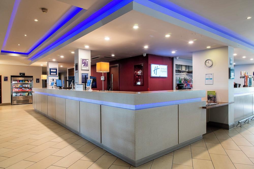 EXPRESS BY HOLIDAY INN GLASGOW AIRPORT — 9