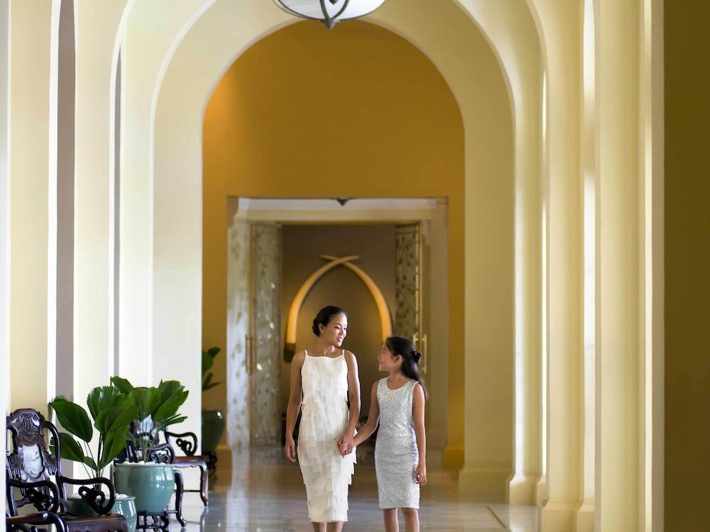 Raffles Hotel Le Royal — 7