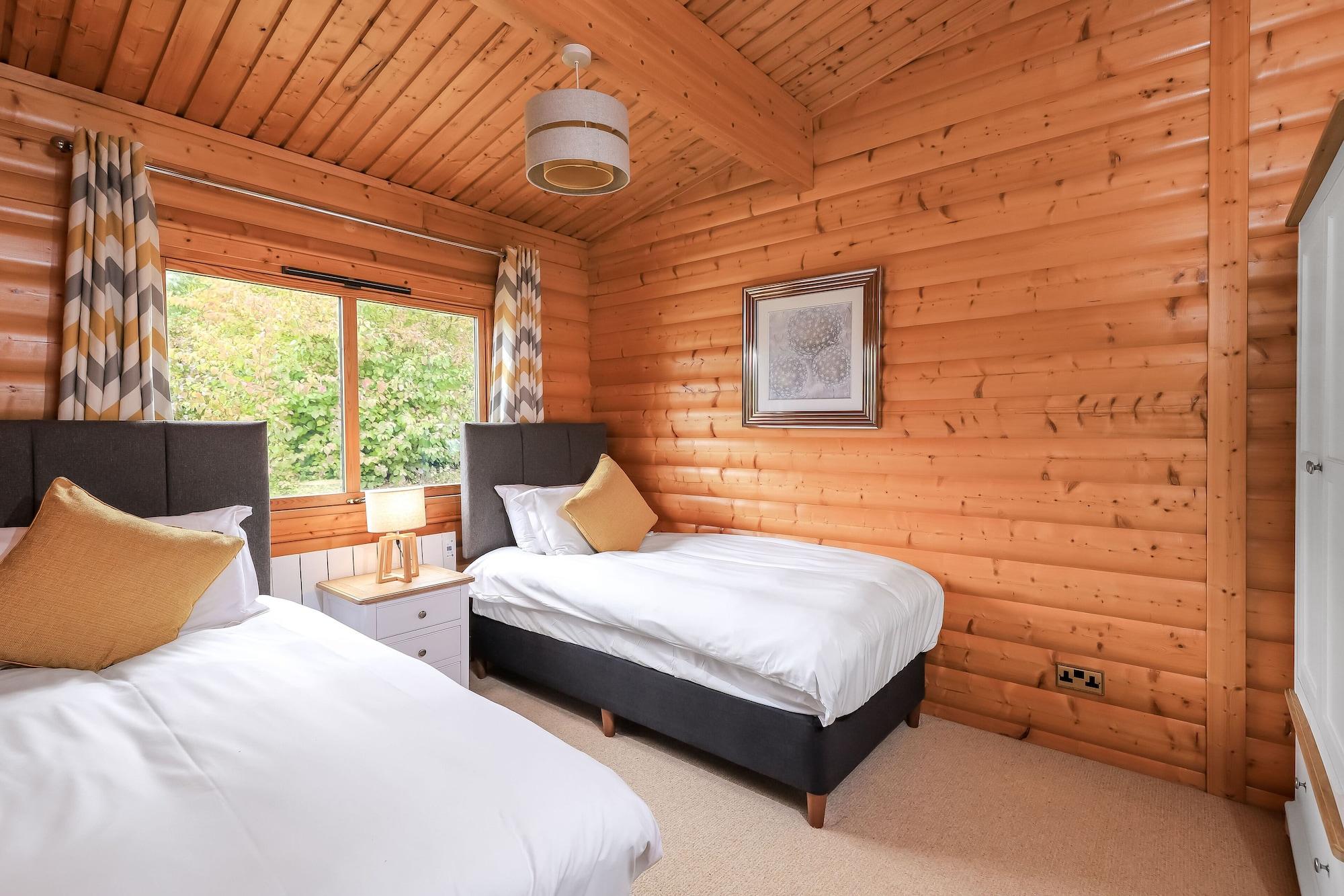 South Winchester Lodges — 3