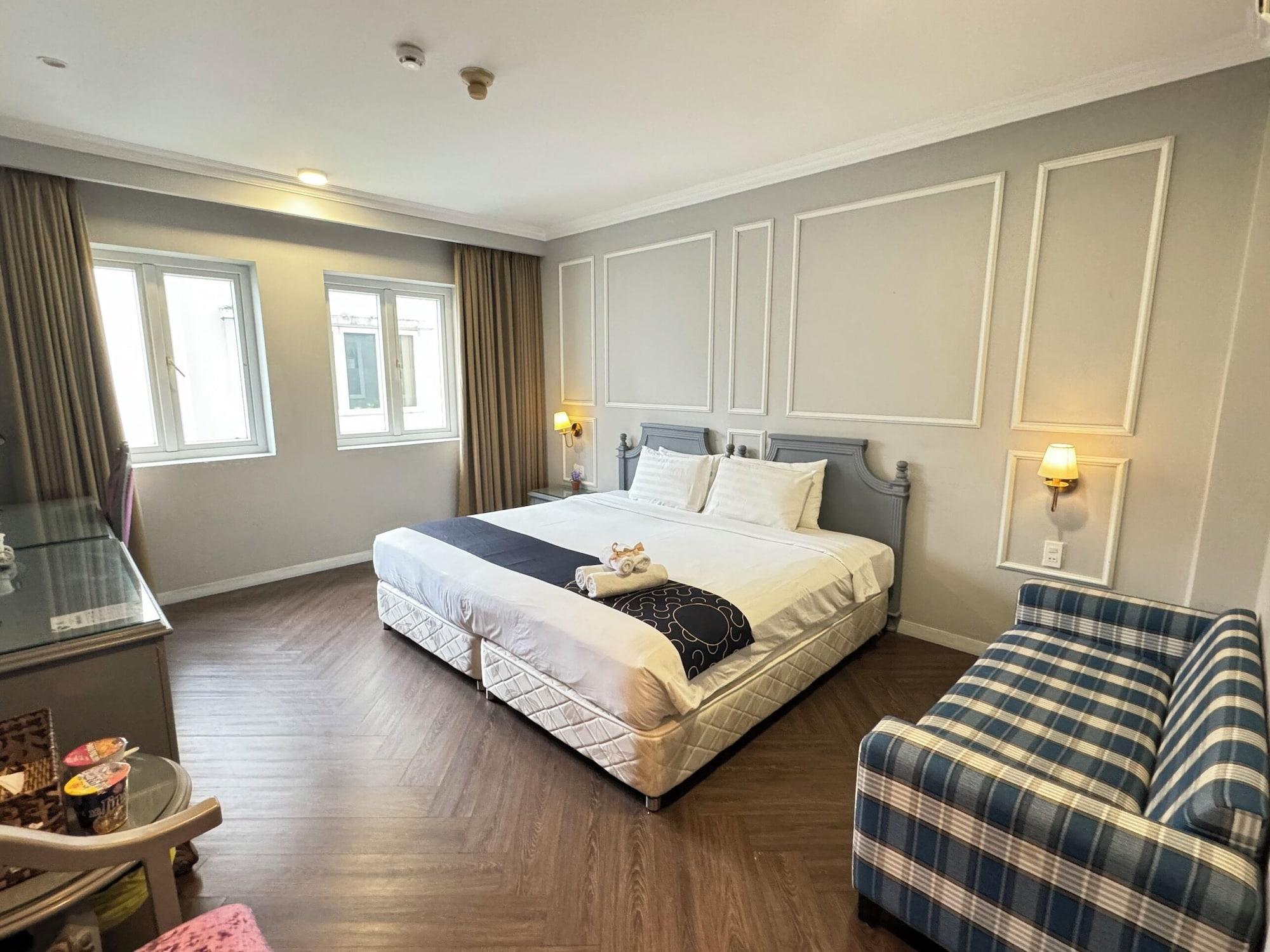 Bizu Boutique Hotel Phu My Hung — 7