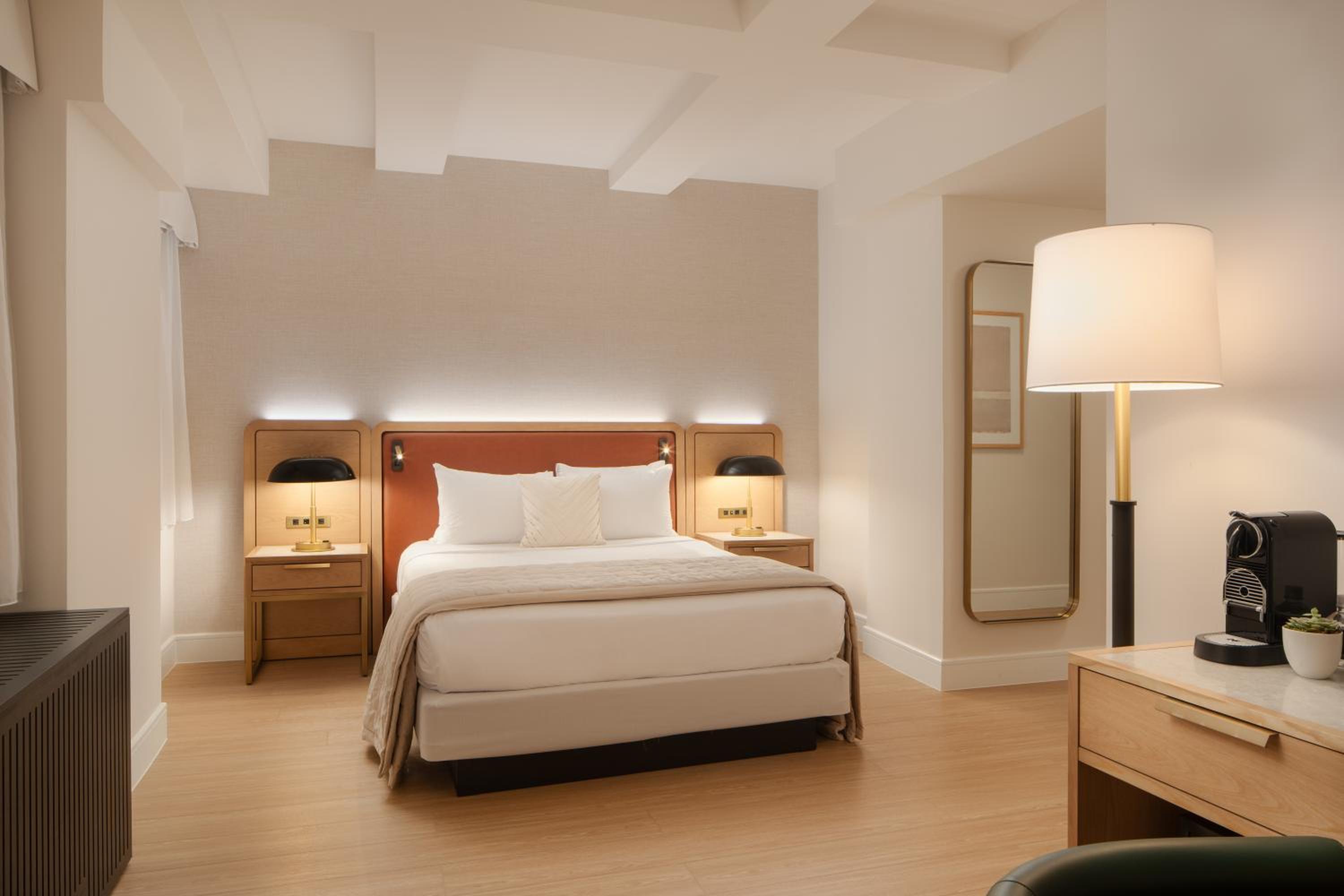 Park Regis Business Bay — 8