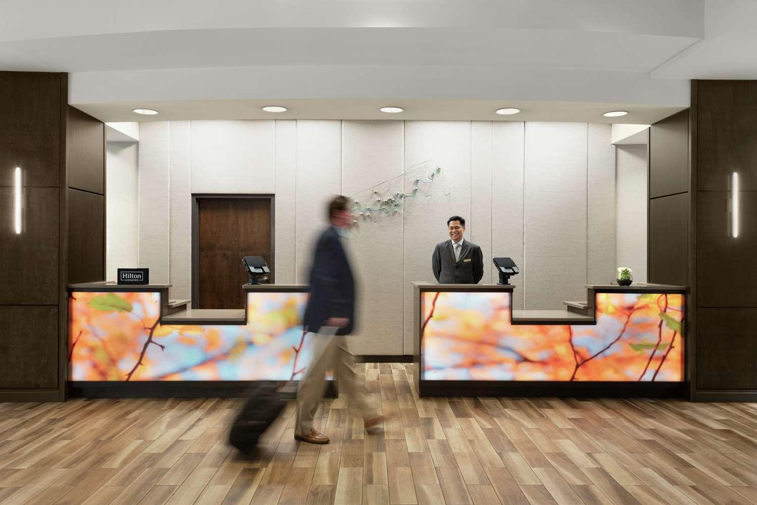Embassy Suites By Hilton Atlanta Alpharetta — 5