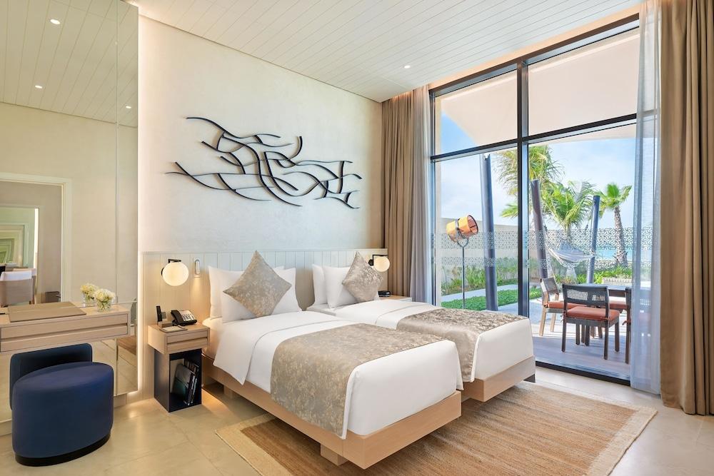 Bab Al Nojoum Hudayriyat Villas — 6