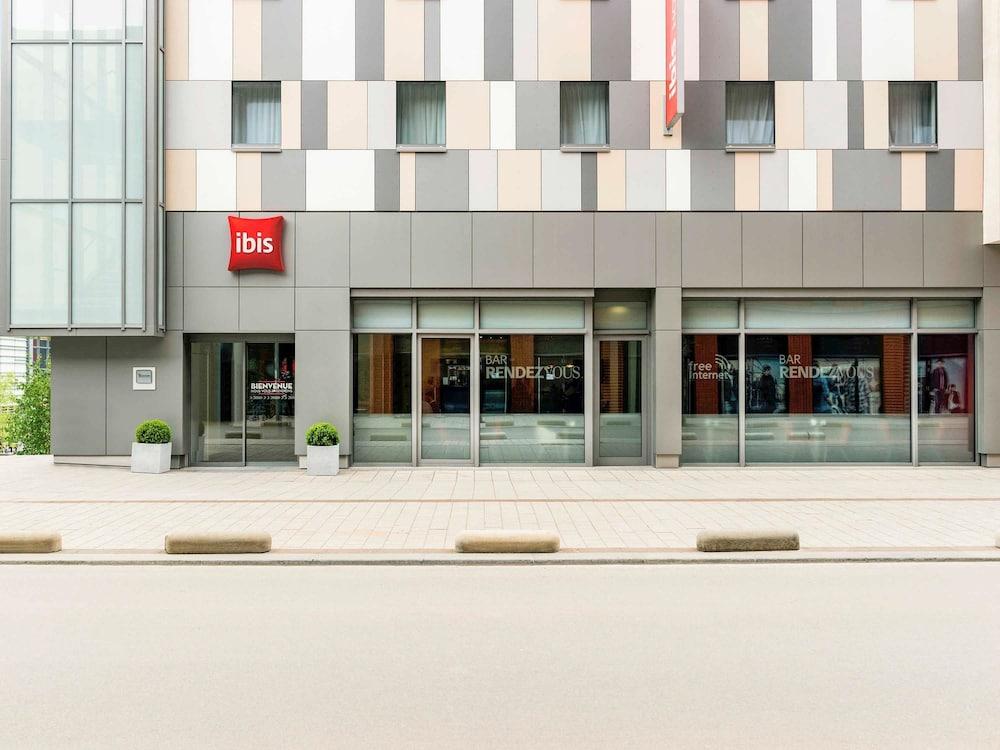 ibis Esch Belval 933375