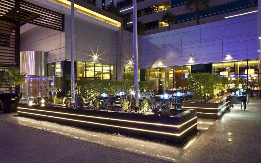 Novotel Suites Mall Avenue Dubai — 4