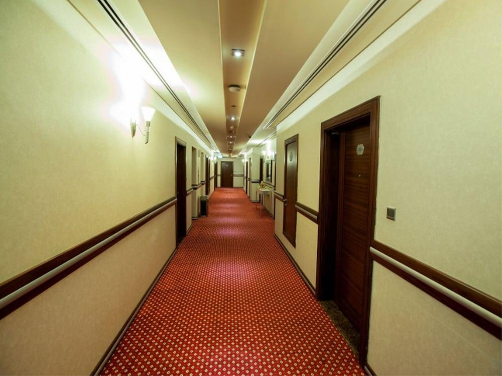 XCLUSIVE MAPLES HOTEL APARTMENTS BUR DUBAI — 4