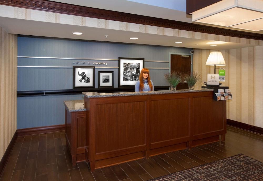 Hampton Inn Coventry - Warwick Area — 10