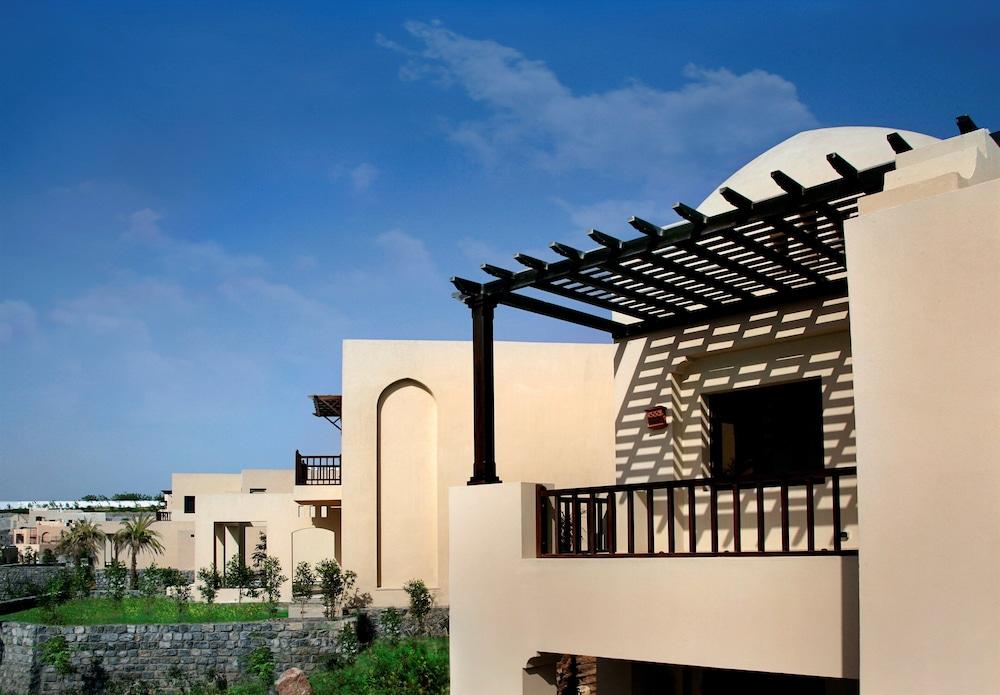 The Cove Rotana Resort — 5