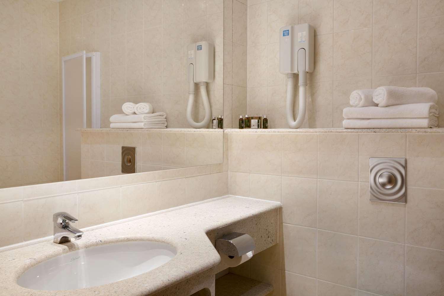 Ramada Hotel And Suites Kranjska Gora 1151108 — 2