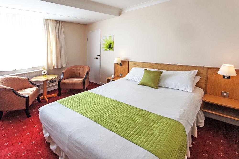 Roundhouse Hotel Bournemouth — 9