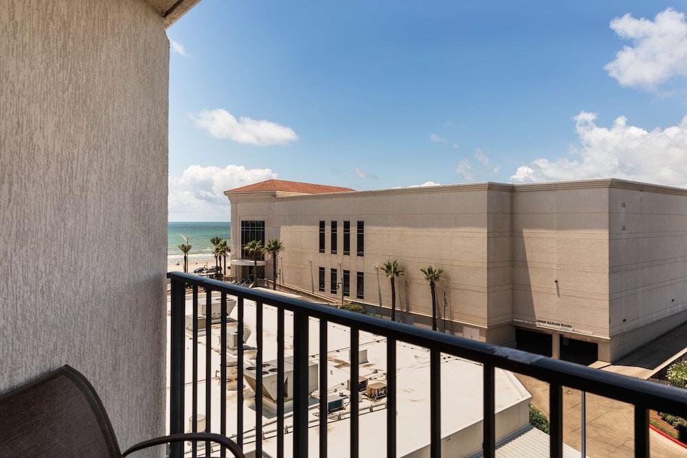 Hilton Galveston Island Resort