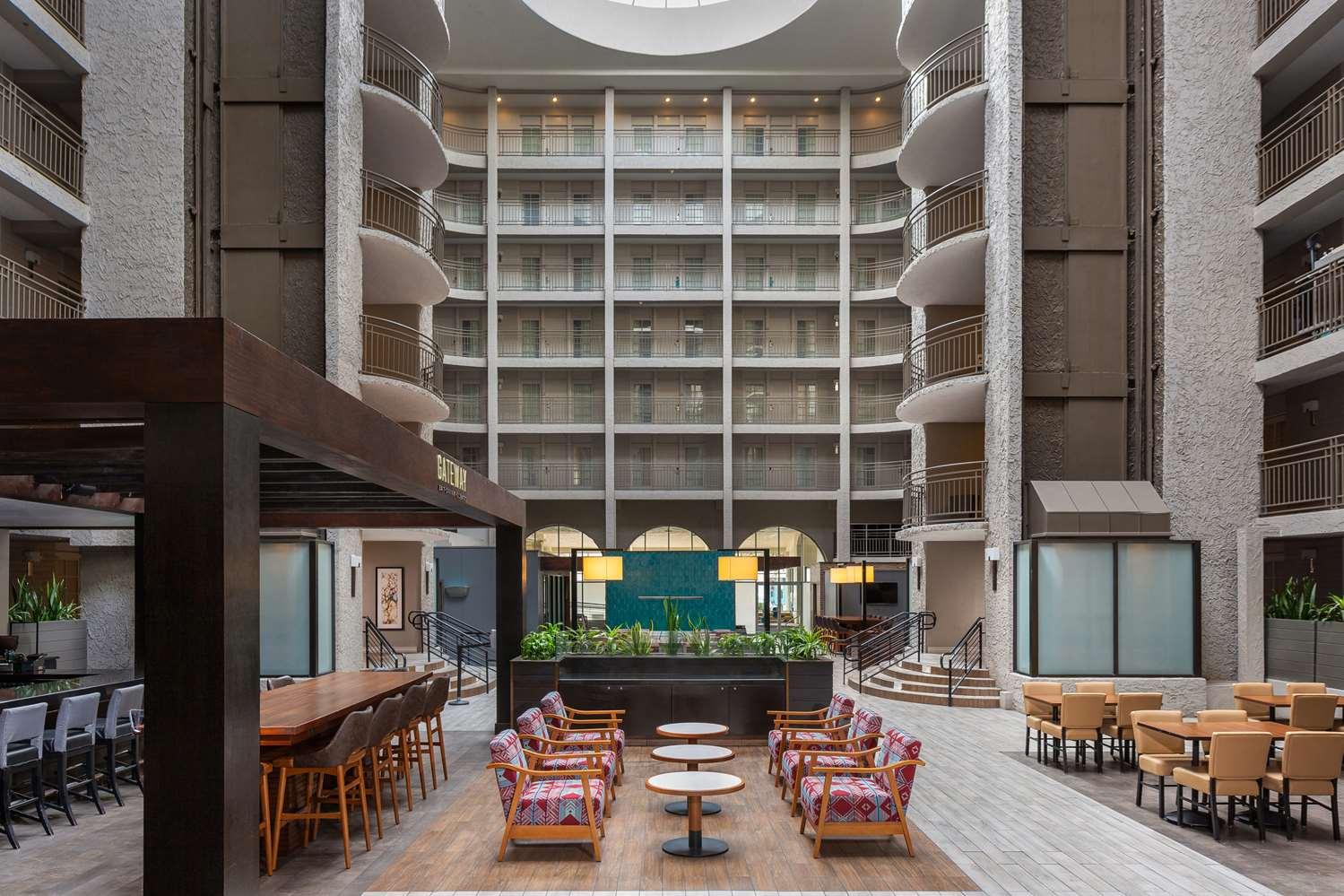 Embassy Suites by Hilton El Paso — 4