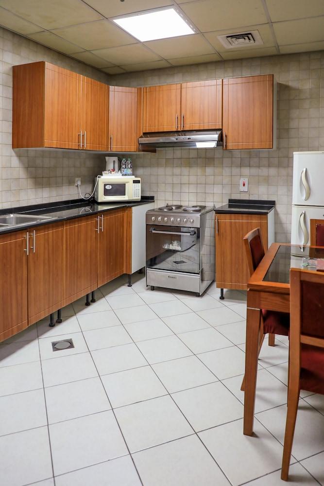 Wescott Pearl Hotel Apartments L.L.C — 8