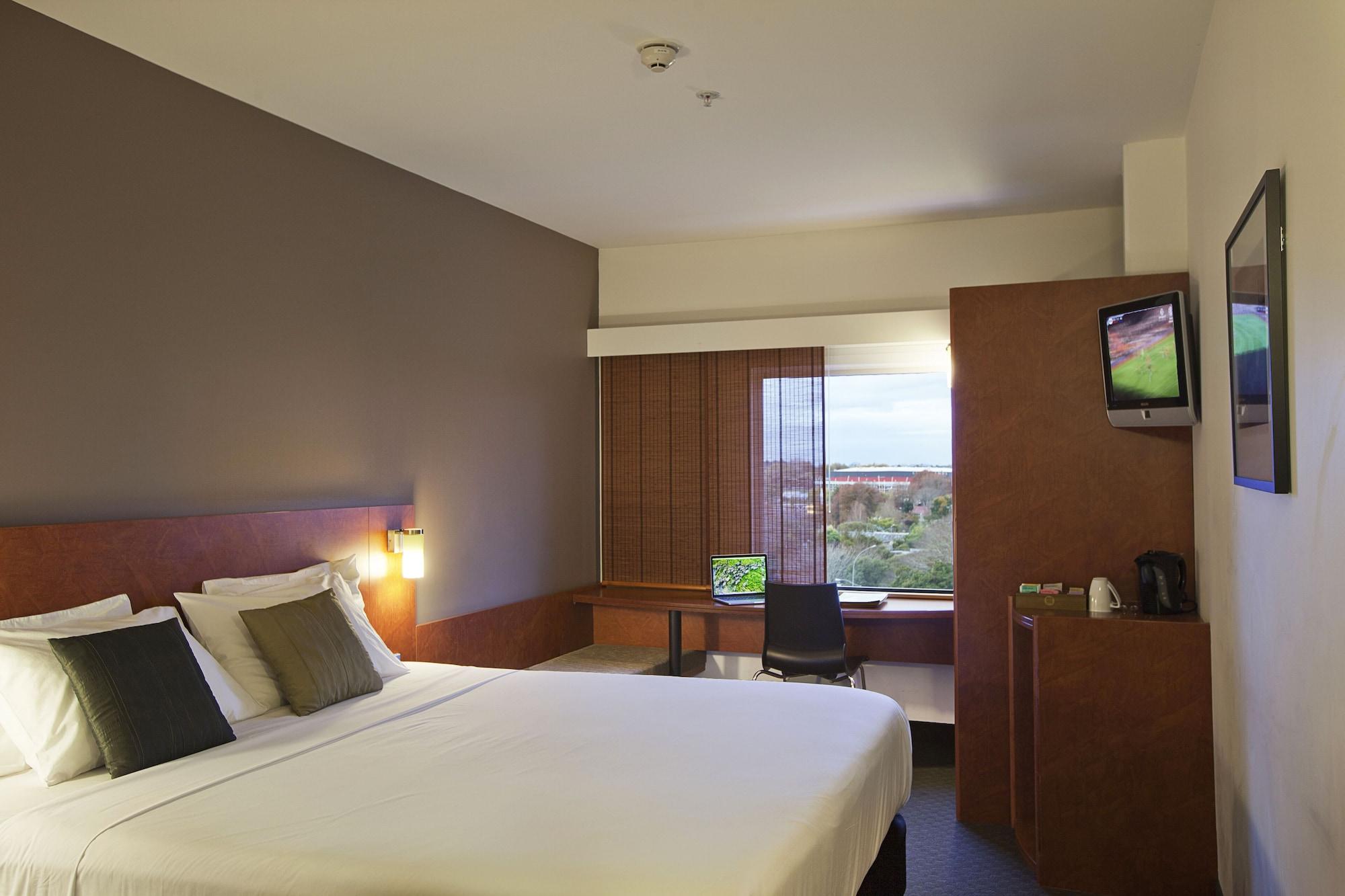 Ibis Hamilton Tainui — 10