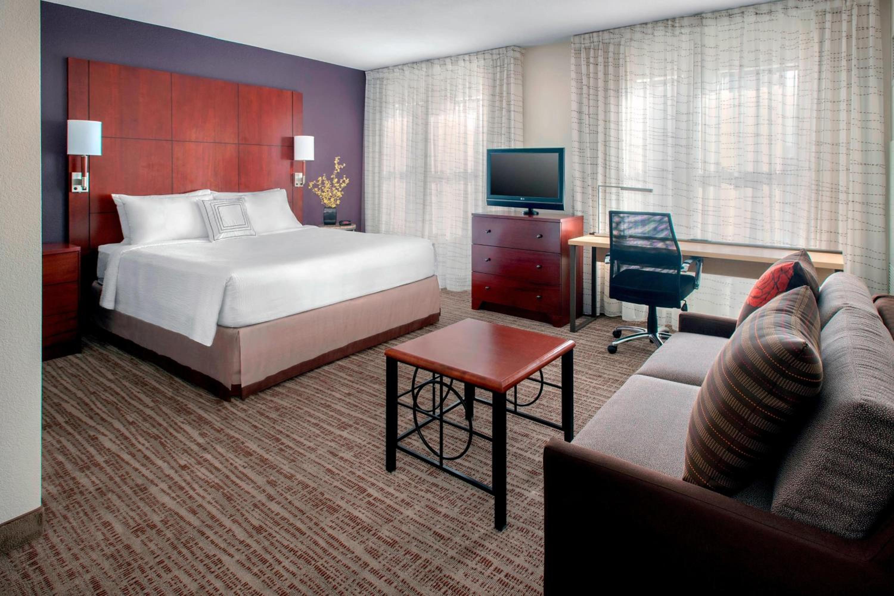 Residence Inn Alexandria Old Town South at Carlyle — 4