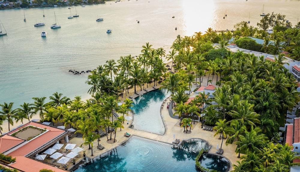 Mauricia Beachcomber Resort & Spa — 9