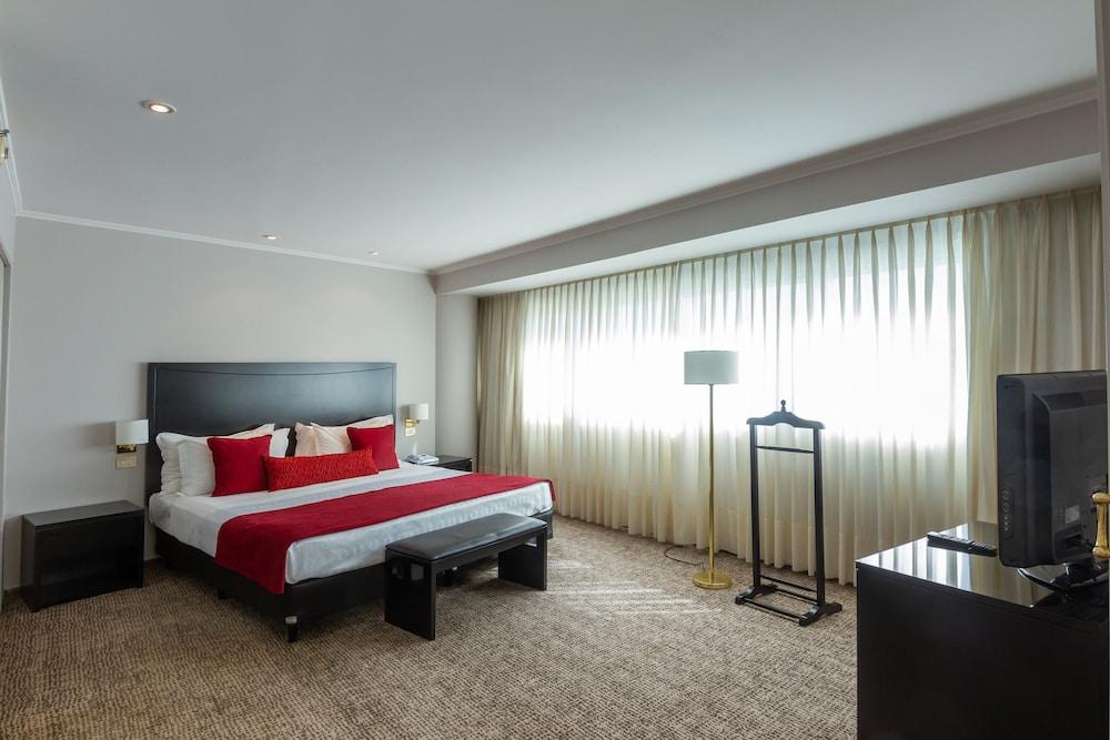 Quinto Centenario Hotel — 3