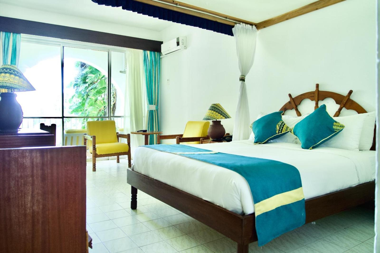 Plaza Beach Hotel — 6