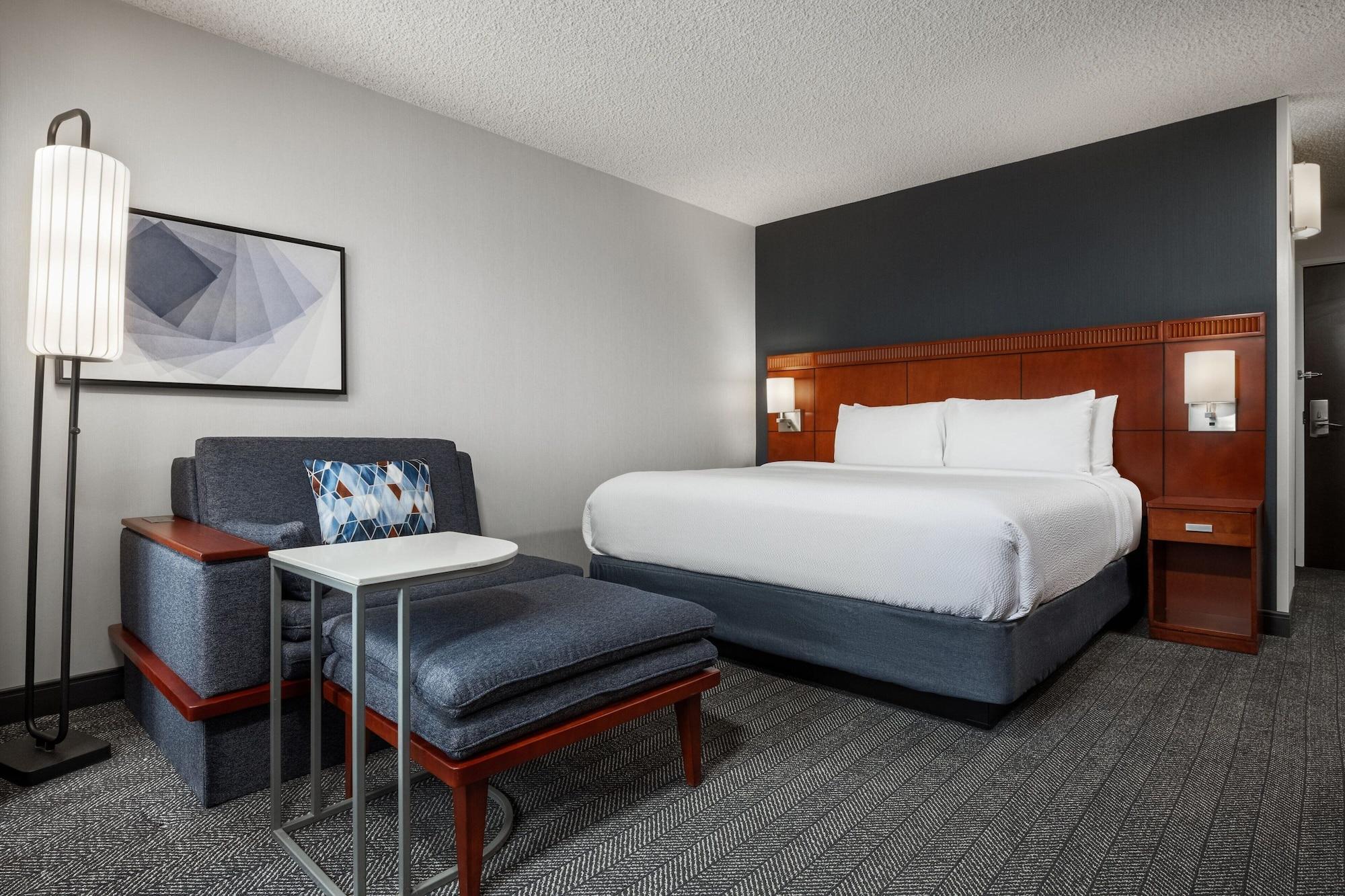 Courtyard by Marriott Anchorage Airport — 10