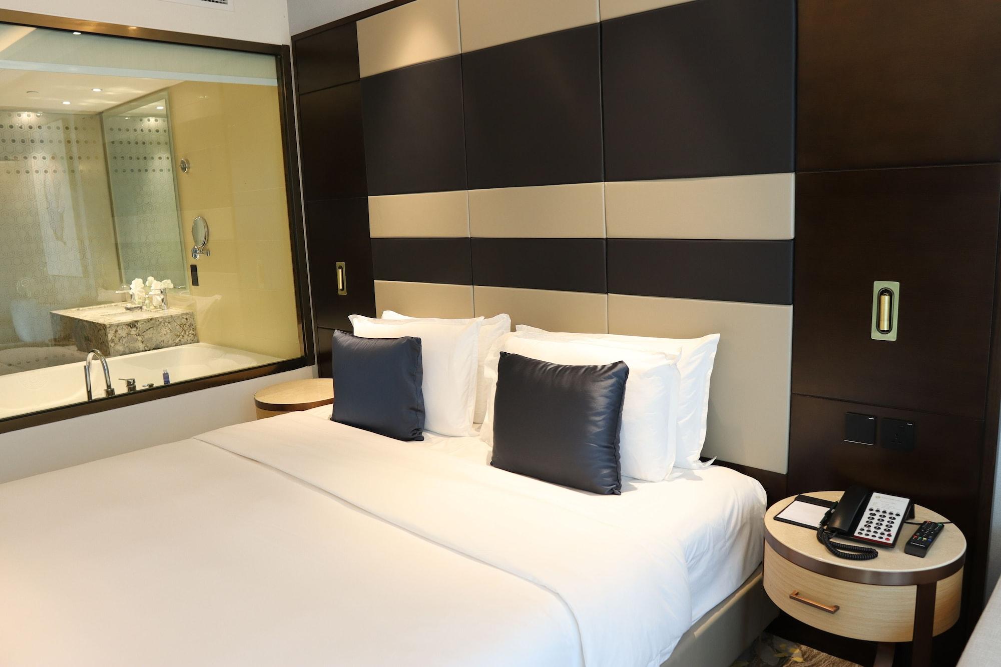 Ramee Dream Hotel Downtown — 6