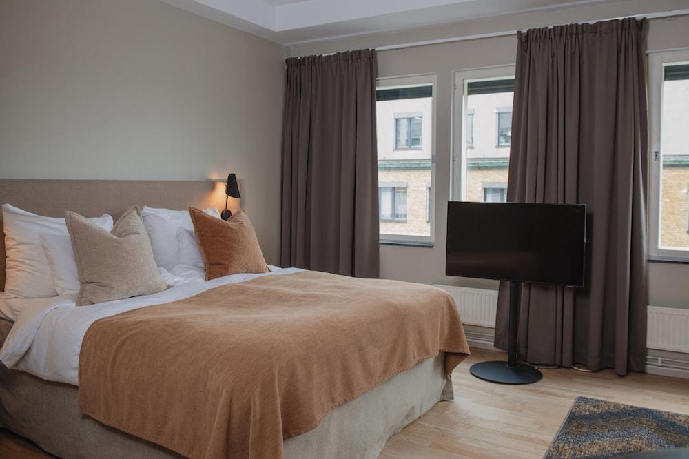 Home Hotel Odin — 10