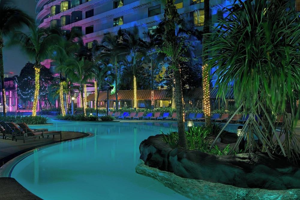 LE MERIDIEN KUALA LUMPUR 17884 — 4