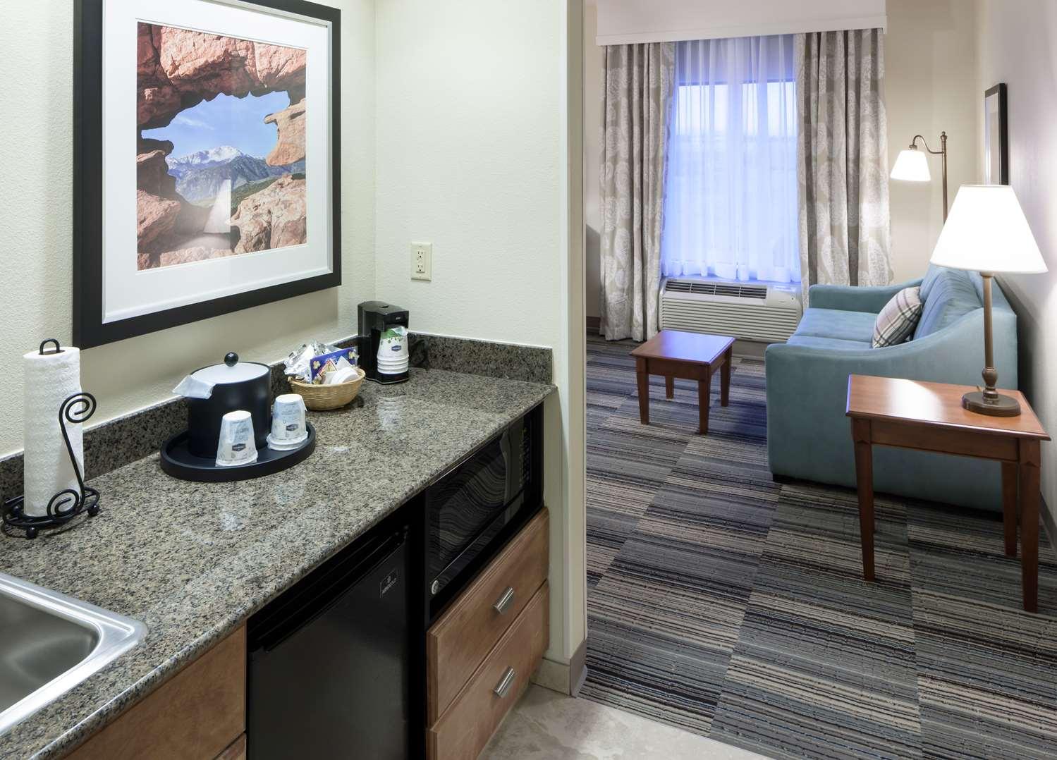 Hampton Inn & Suites Colorado Springs/I-25 South — 3