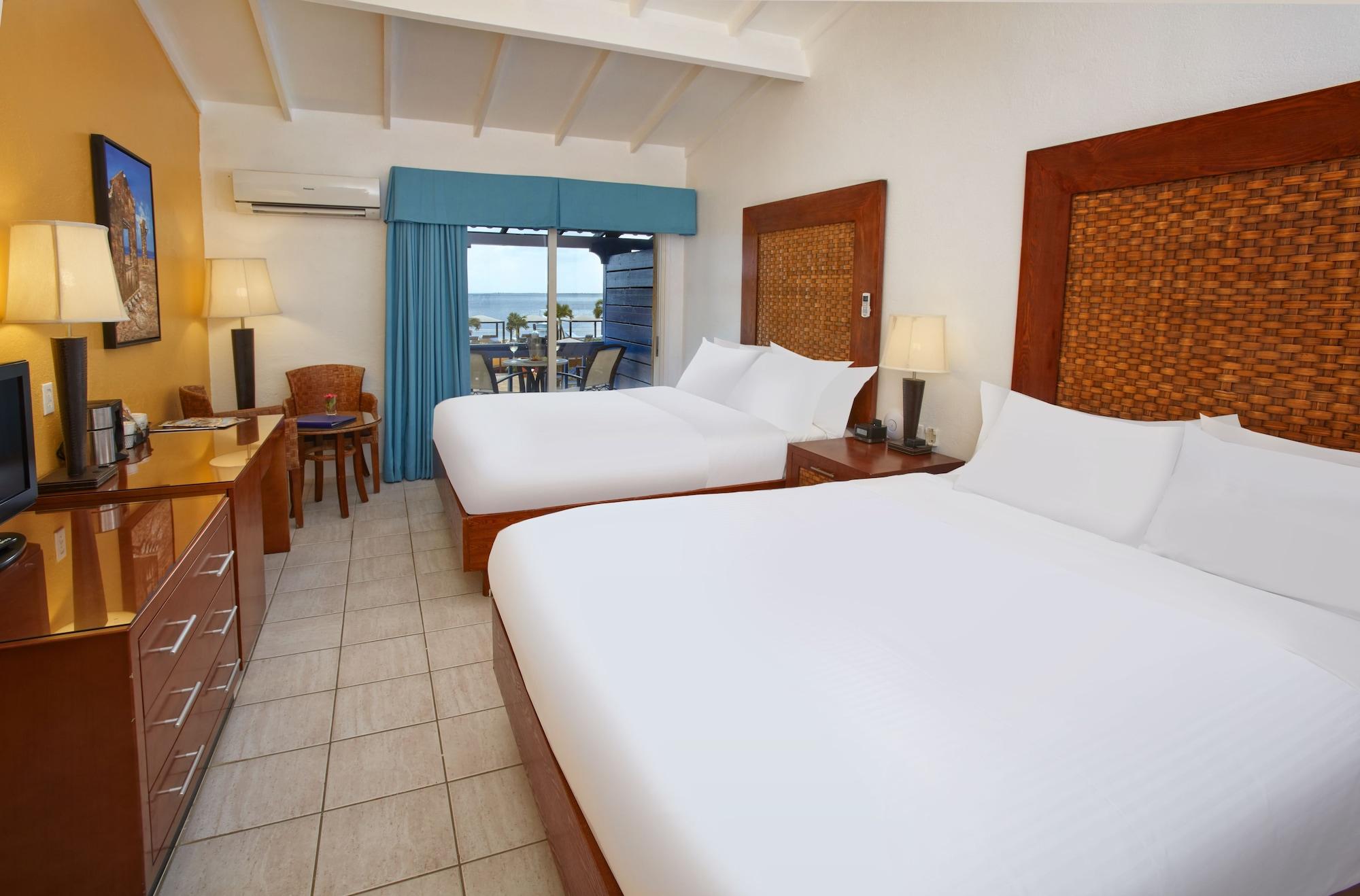 Divi Flamingo Beach Resort — 6