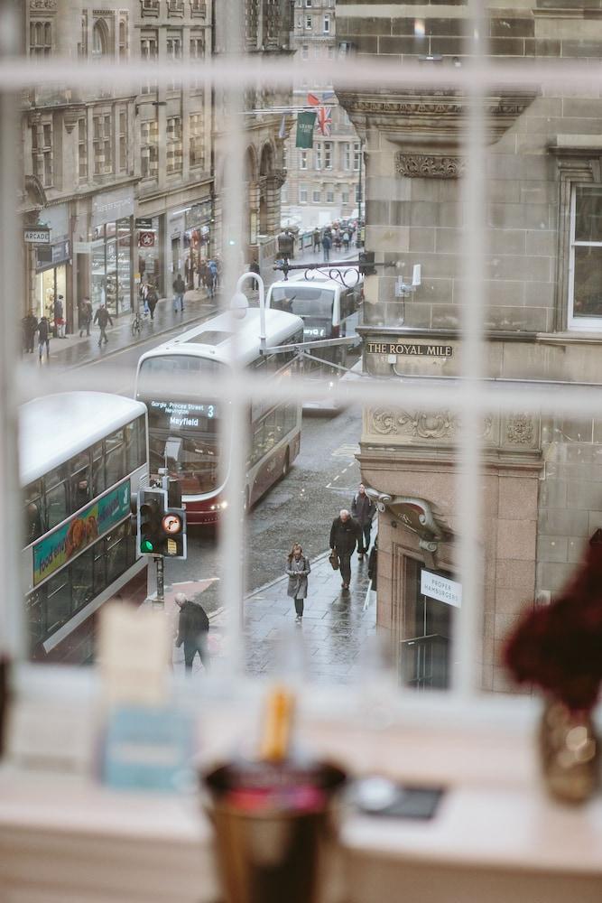THE INN ON THE MILE(Formerly Bank Hotel) — 2