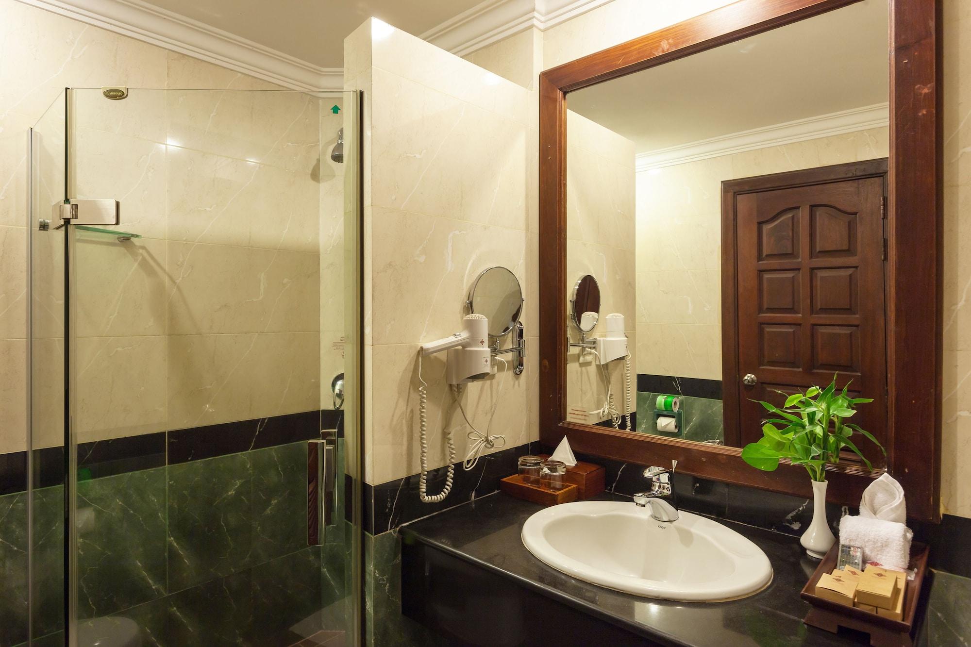 Prince Angkor Hotel and Spa 90428 — 8