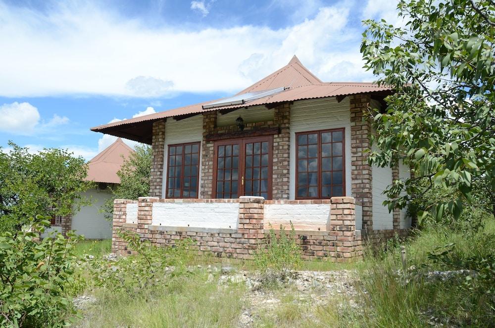 Etosha Safari Lodge 1112108 — 4