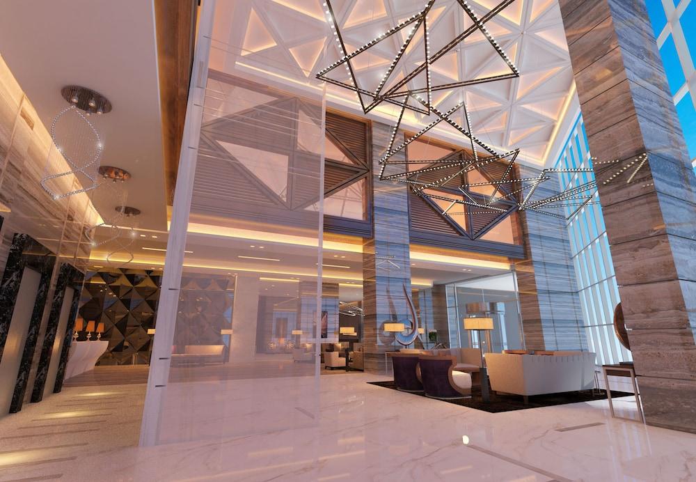 RADISSON BLU HOTEL, DUBAI WATERFRONT — 6