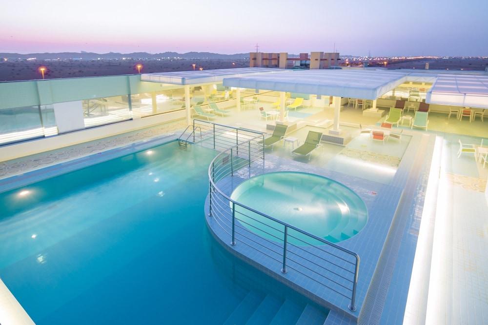 Ayla Bawadi Hotel & Mall — 8